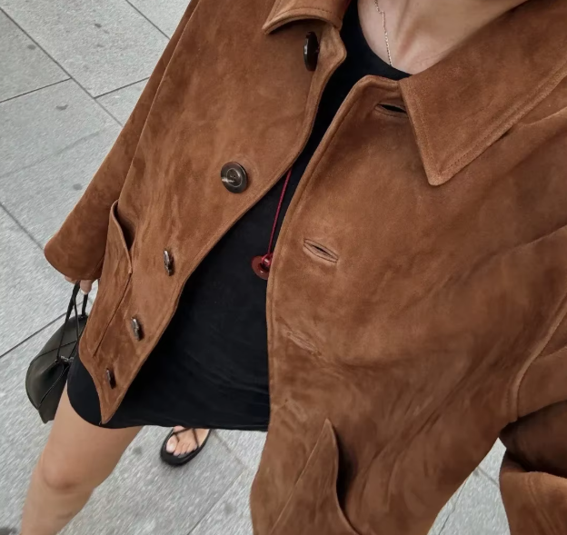 Chaqueta de Serraje Mujer – Piel de Ante Suave con Botones
