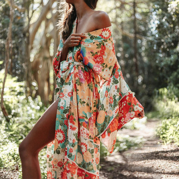 Kimono Largo Boho Garden – Estampado Floral Colorido con Cinturón