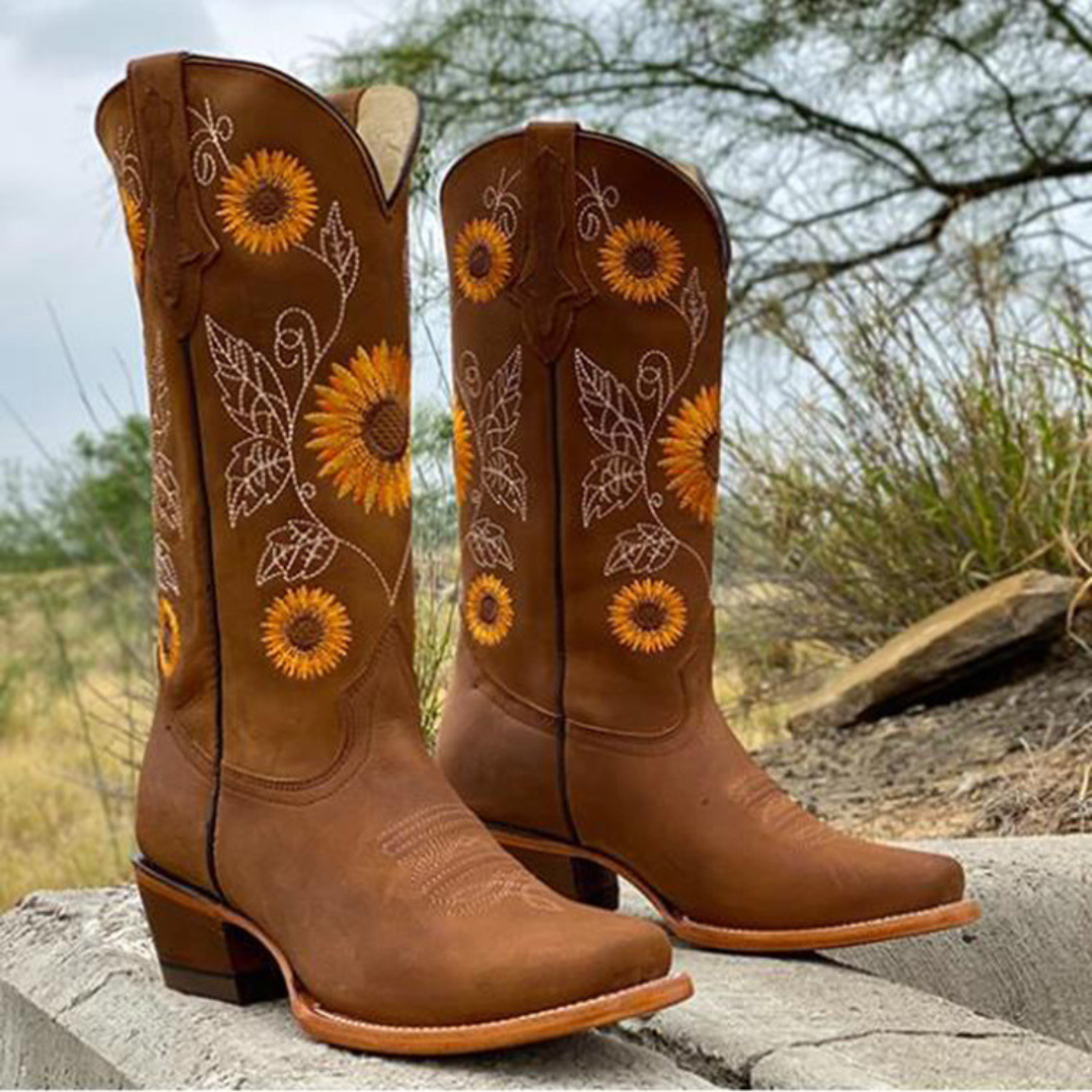 Botas Western Sunflower – Cuero Premium con Bordado de Girasoles