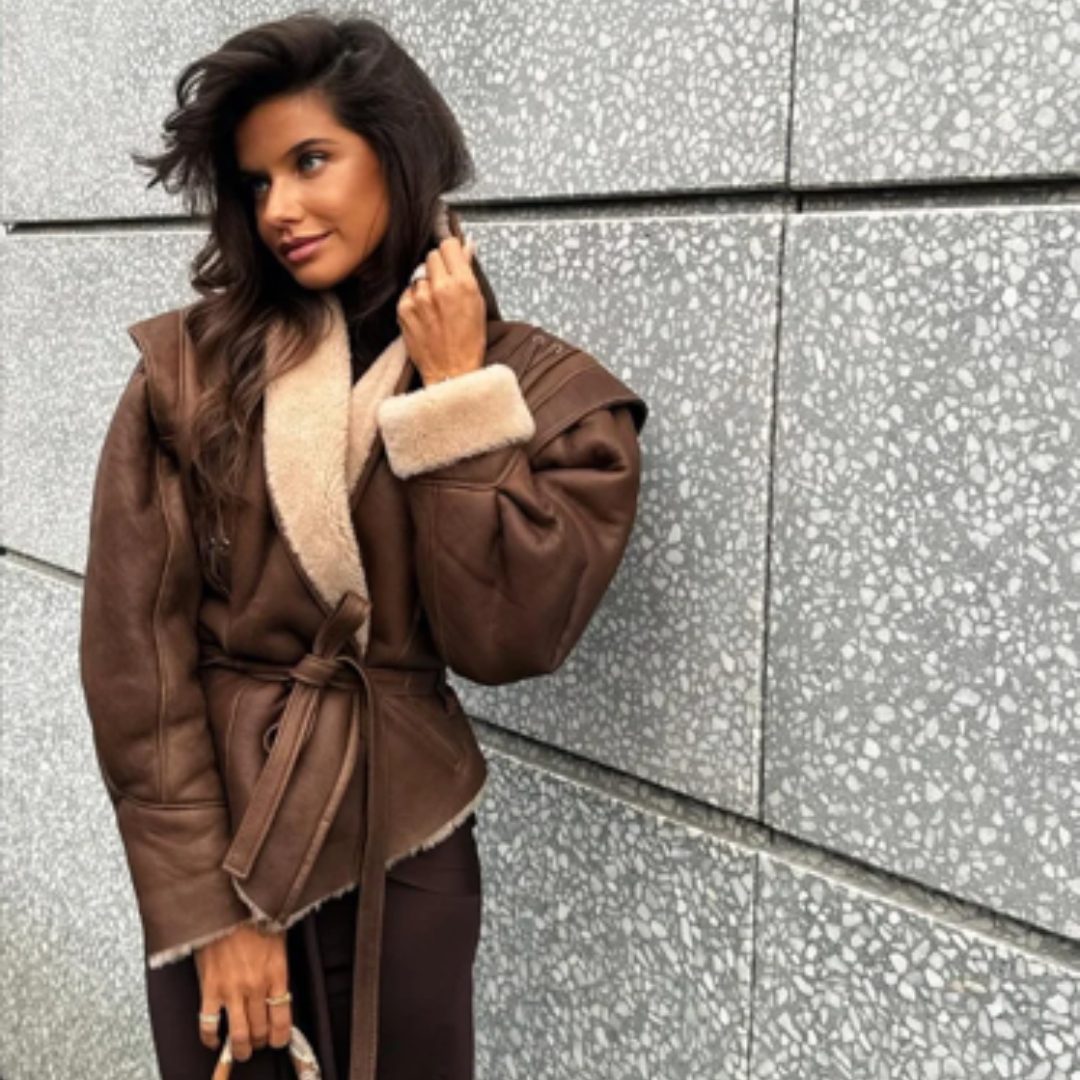 Chaqueta efecto piel con forro borreguito – Estilo y confort premium