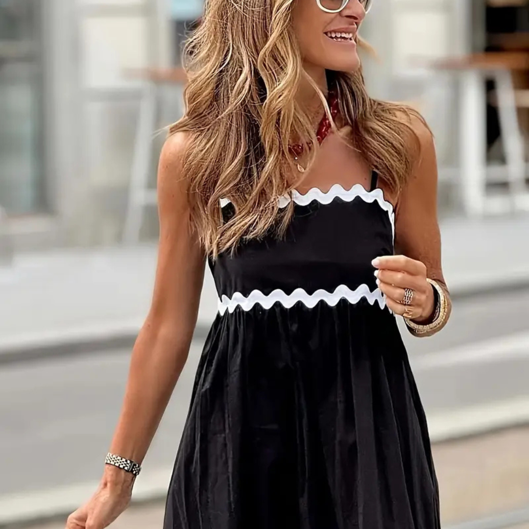 Vestido Maxi Negro Ondas Blancas – Elegancia Clásica con Detalles Modernos