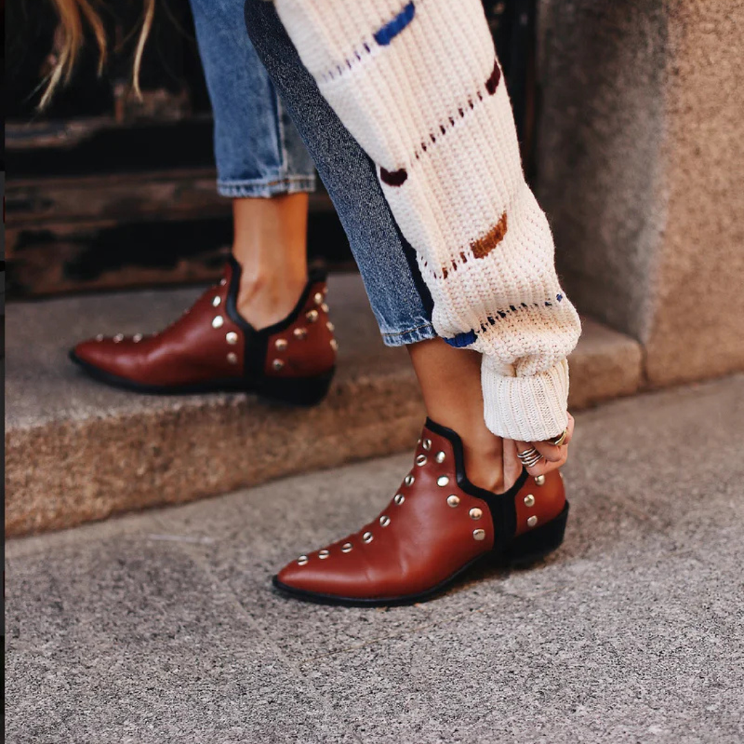 Botines de Serraje/Piel Mujer – Estilo Boho Chic con Tachuelas | Cómodos y Versátiles