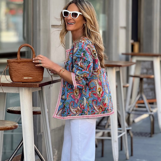 Chaqueta Bomber Boho Chic – Azul con Estampado Étnico