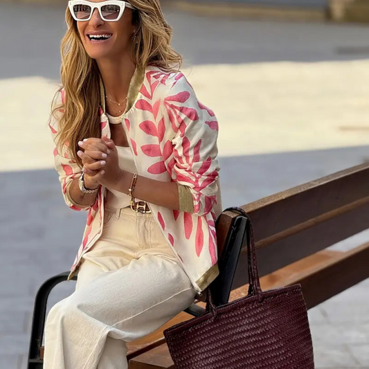 Chaqueta Bomber Flores Urban Chic – Ligera y Versátil