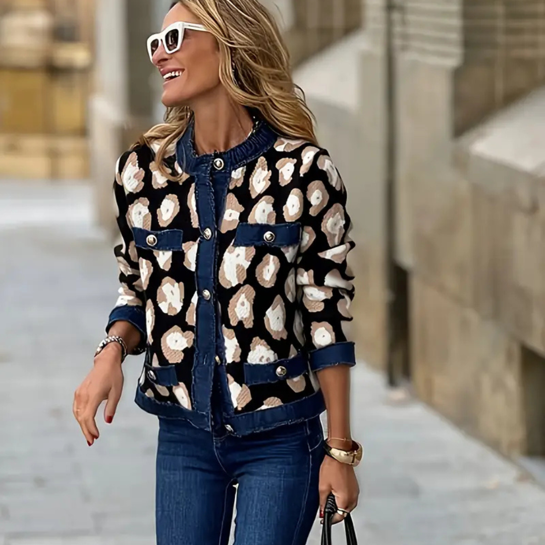 Chaqueta Bomber Estilo Animal Print con Detalles Denim
