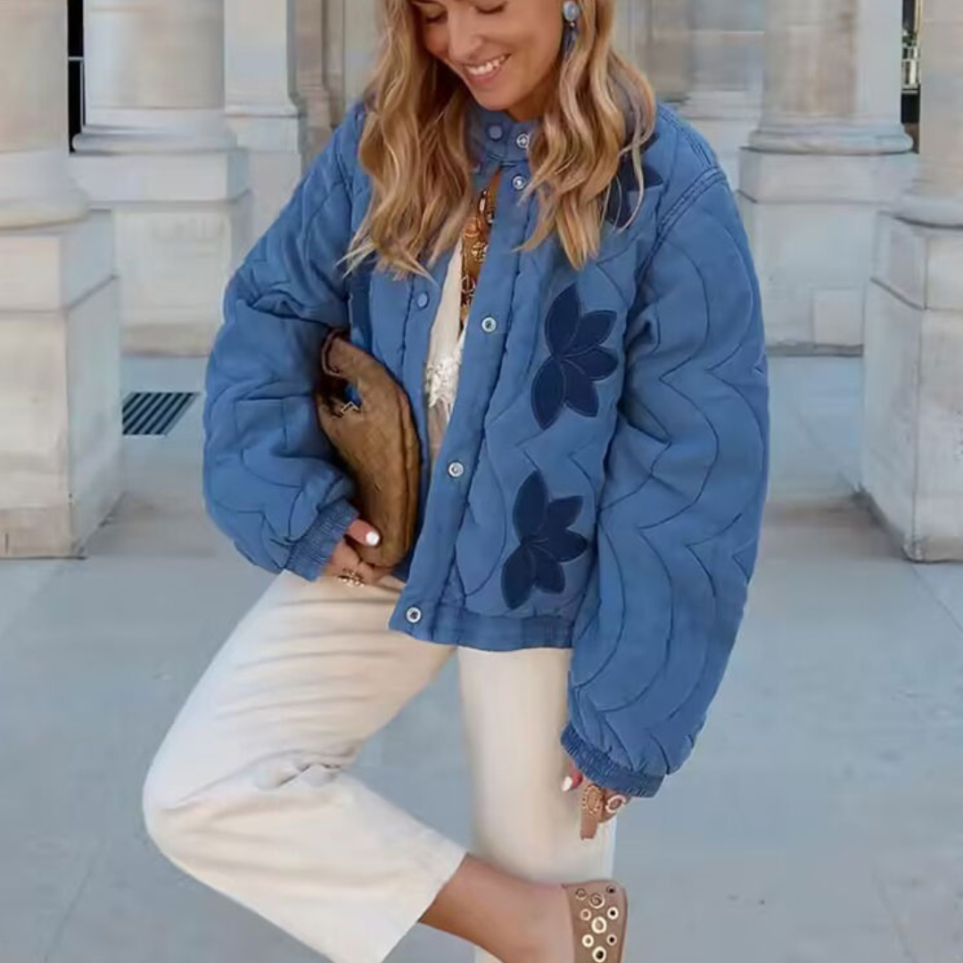 Chaqueta Bomber Acolchada Azul – Estilo y Confort Diario