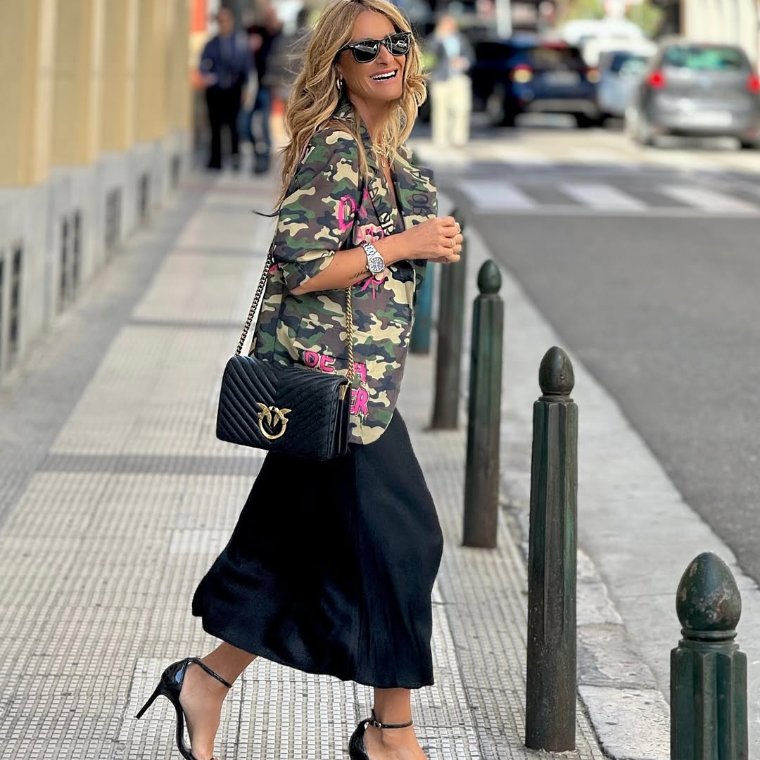 Chaqueta blazer Camuflaje Graffiti “Be a Lover”