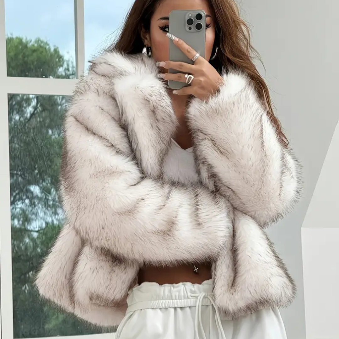 Chaqueta corta Pelo con solapa – Abrigo Elegante Blanco| Estilo Urbano Chic y Versátil