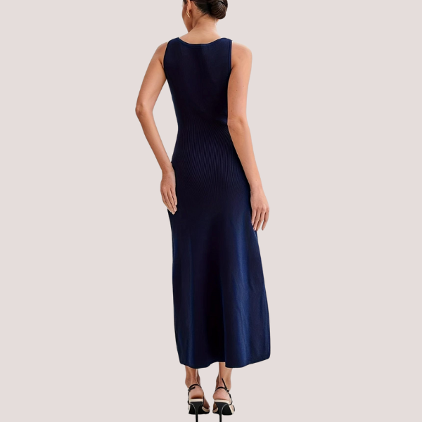 Elea | Vestido midi de punto con botones dorados