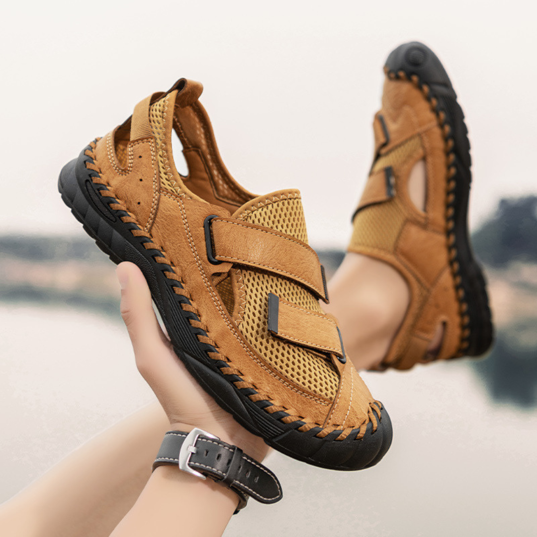 Sandalias cerradas de piel confort sport