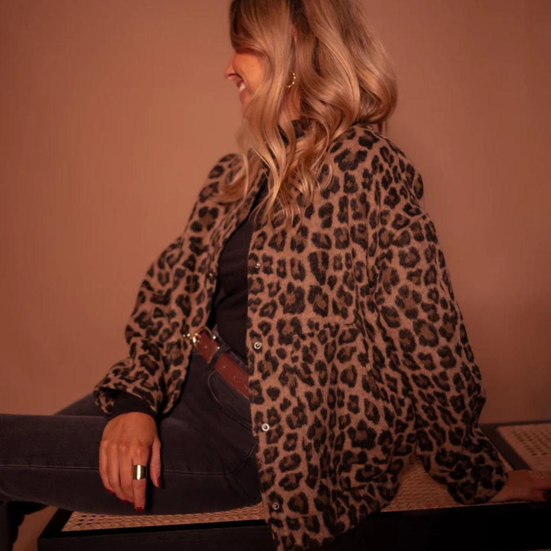 Chaqueta Luna – Animal Print con Estilo Propio