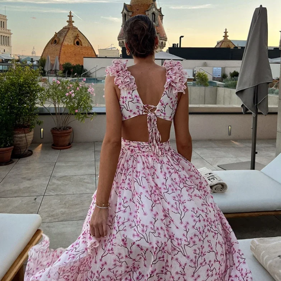 Vestido "Lilium" – Volantes Florales y Cintura con Aro