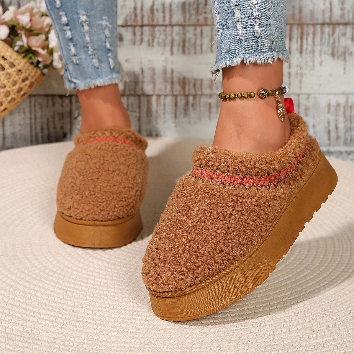 🐑 Zuecos Borreguillo Tendencia Mujer – Estilo Urbano Chic Antideslizantes | Cómodos y Versátiles