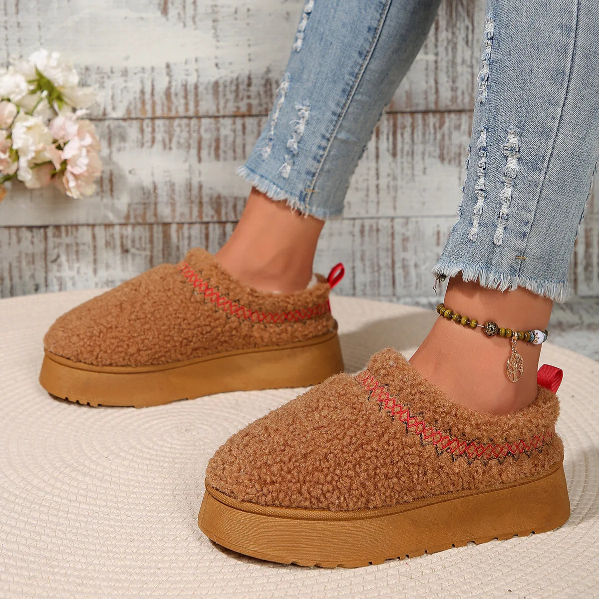 🐑 Zuecos Borreguillo Tendencia Mujer – Estilo Urbano Chic Antideslizantes | Cómodos y Versátiles