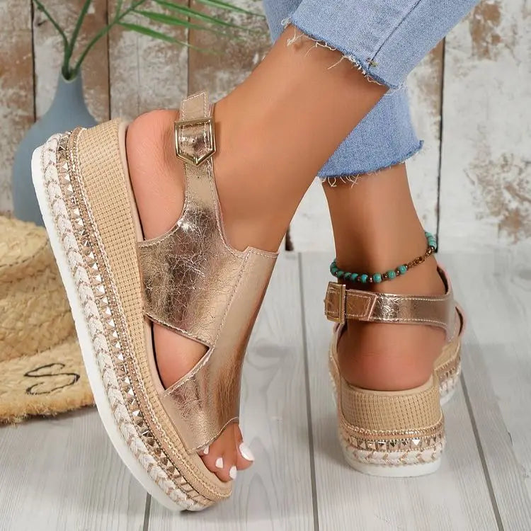 Sandalias de cuña metalizadas Aloe