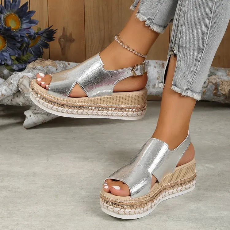 Sandalias de cuña metalizadas Aloe