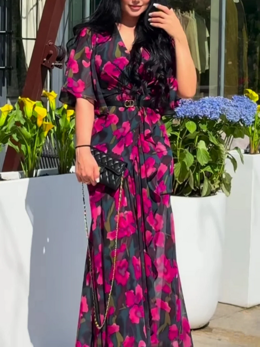 Vestido retro con cuello en V y mangas acampanadas