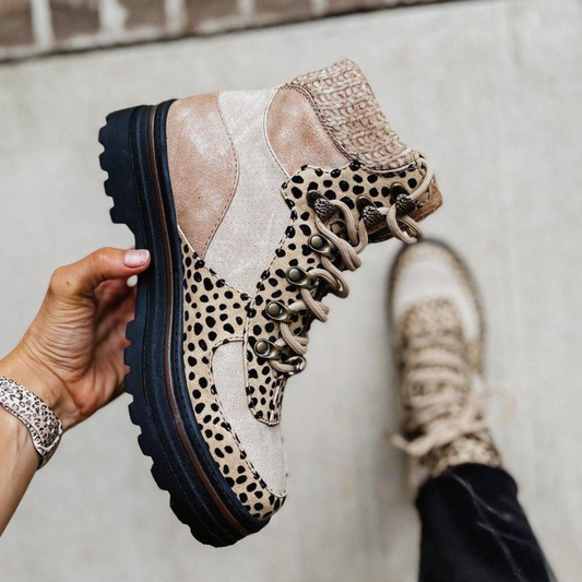 Botines Alpine Chic™ – Calidez y Estilo Montañero