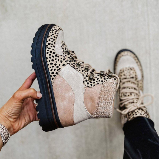 Botines Alpine Chic™ – Calidez y Estilo Montañero