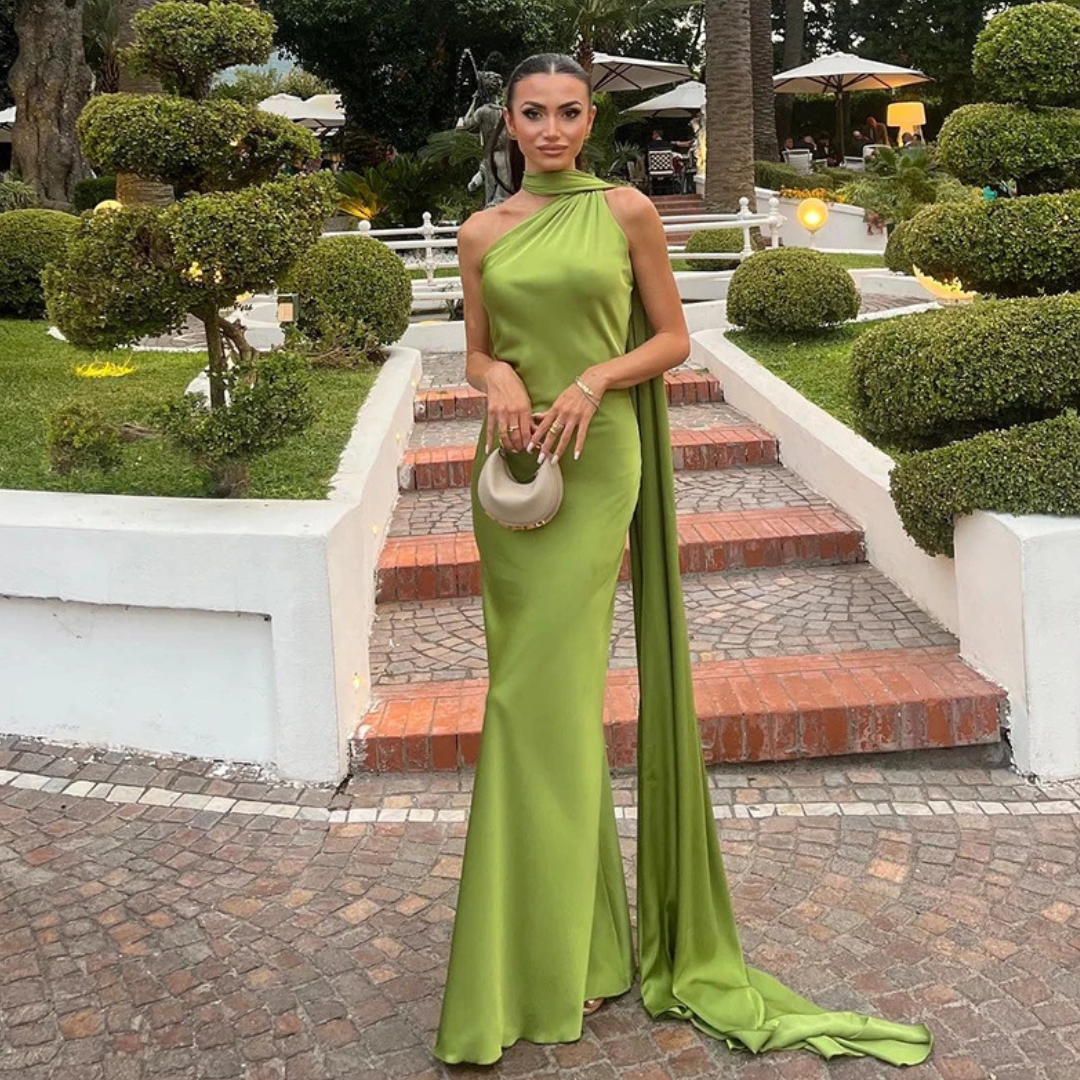 Rückenfreies Maxikleid mit Knopfleiste am Hals und integriertem Schal