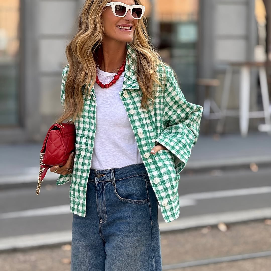 Chaqueta Vichy Verde – Estilo Fresco y Atemporal