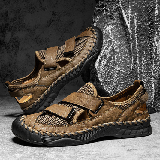 Sandalias cerradas de piel confort sport