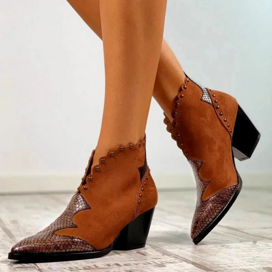 Botines Westline™ – Tacón Medio y Detalles Étnicos
